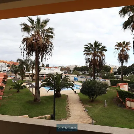 Διαμέρισμα Mystay - Bellavista Pool & *